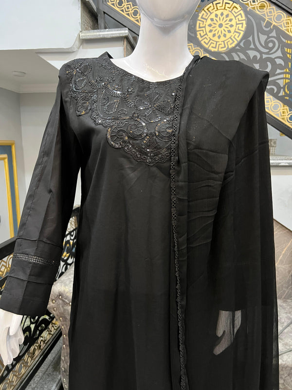 Sadgi Premium – Black Lawn Suit | Trouser | 3 Piece Stitched