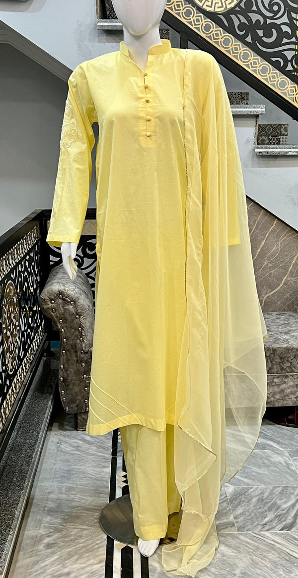 Sadgi Premium – Yellow Lawn Suit | Trouser | 3 Piece Stitched